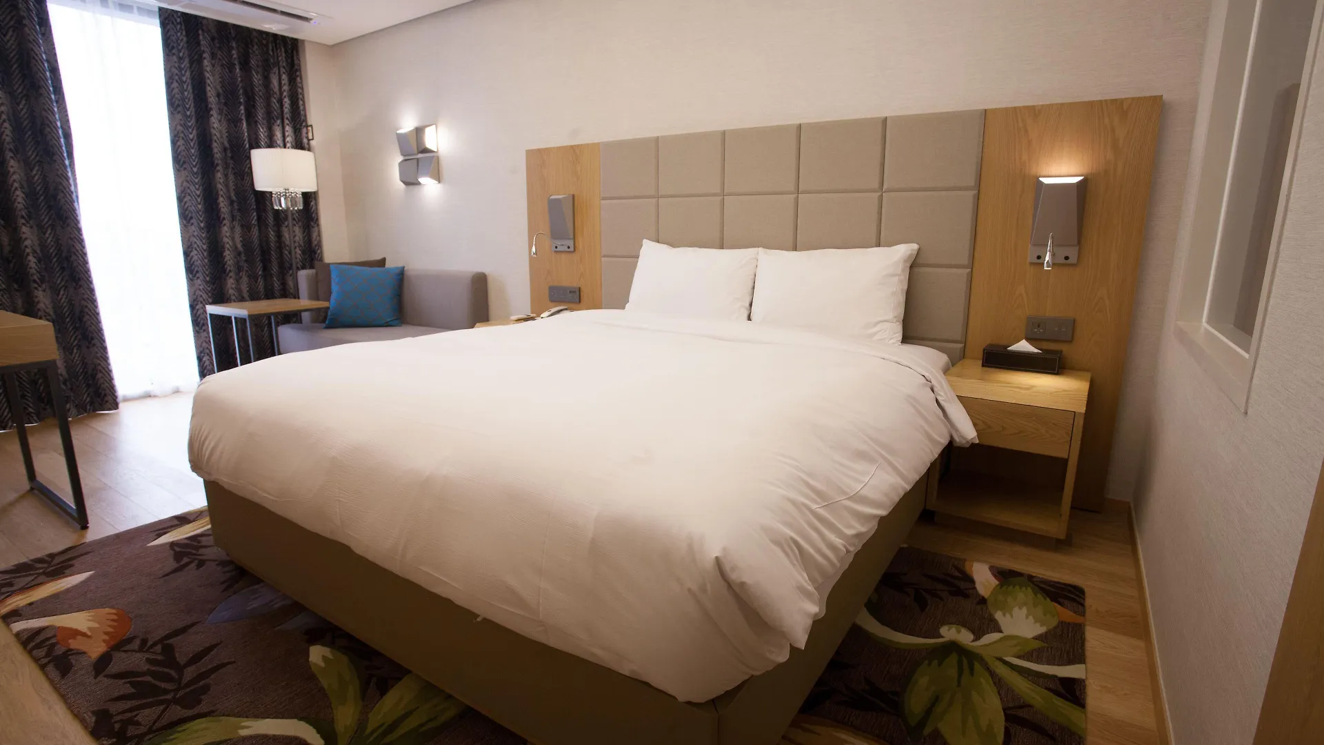 Charis Hotel Incheon