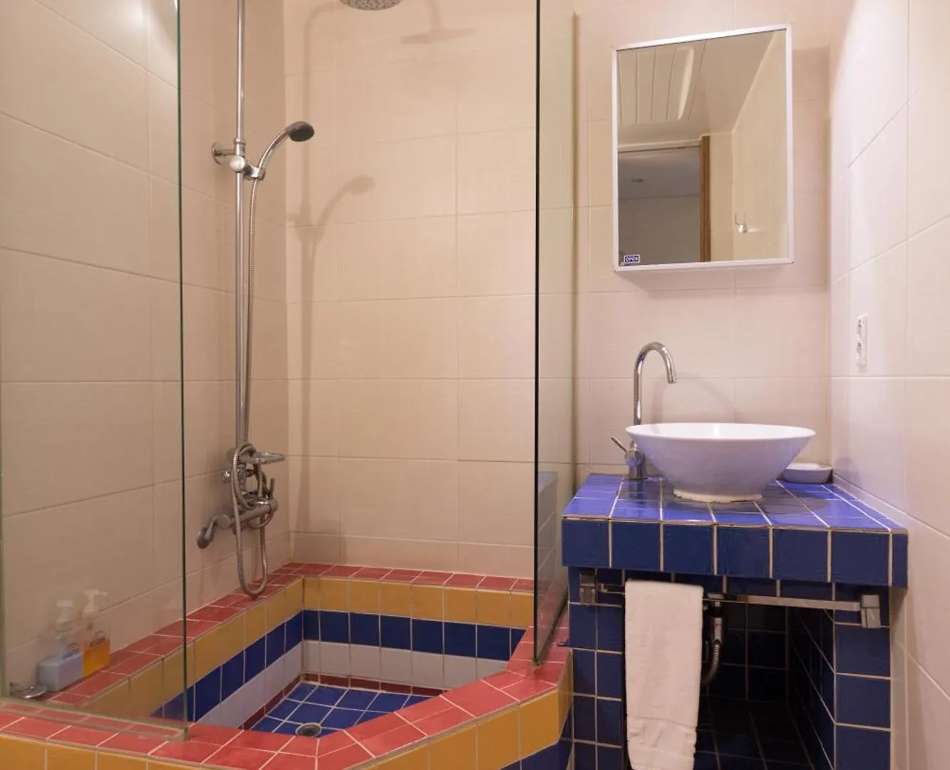 Charis Hotel Incheon