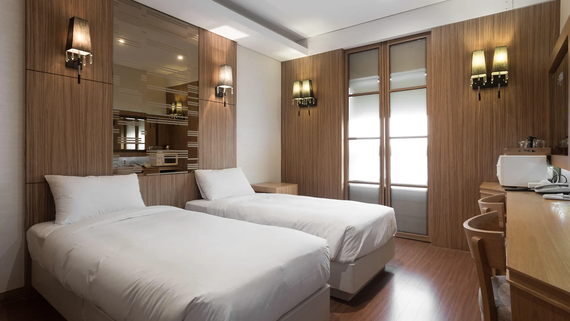 Charis Hotel Incheon