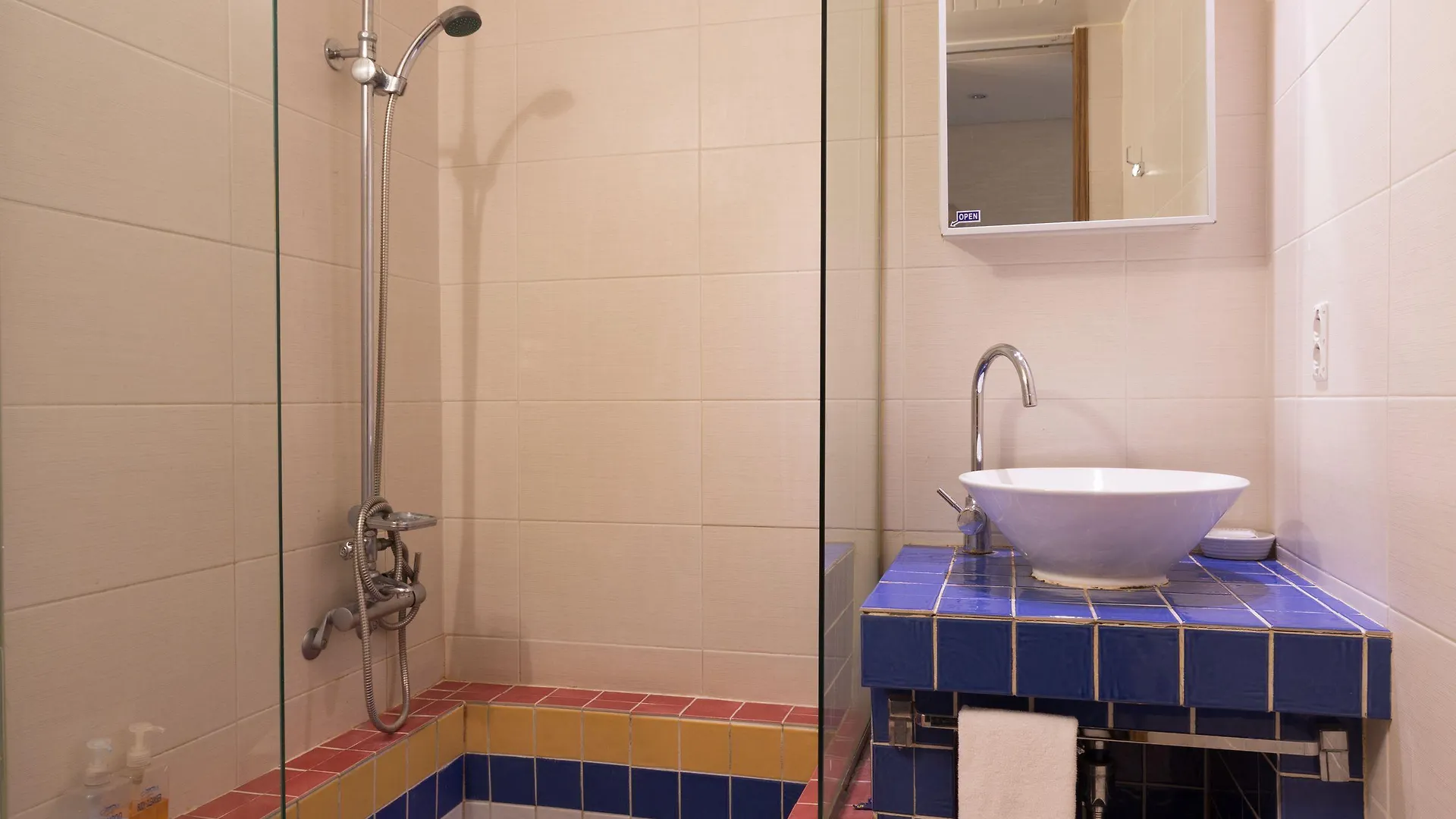 Charis Hotel Incheon